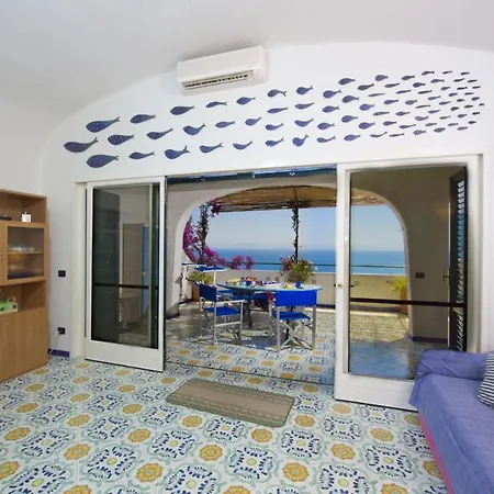 Sleeps 4 Air Con Wifi Appartamento *