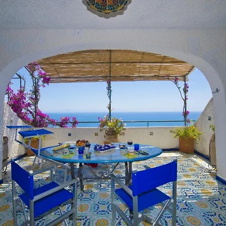 Appartamento Sleeps 4 Air Con Wifi *